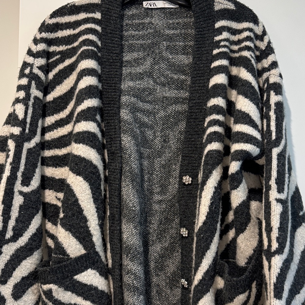 Zara Black & White Zebra-Print Open-Front Cardigan